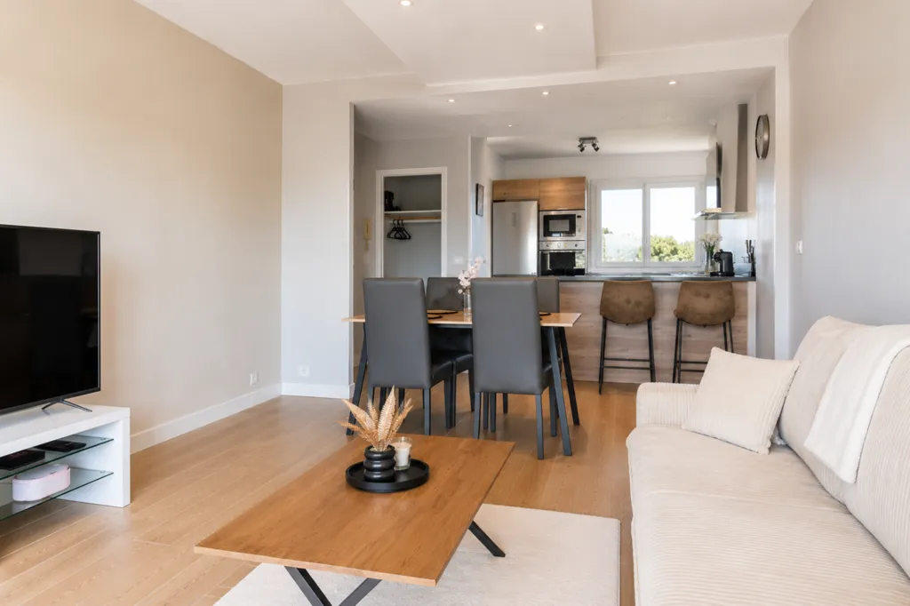 Séjour - Appartement T2 avec Terrasse Plein Ciel à Fréjus