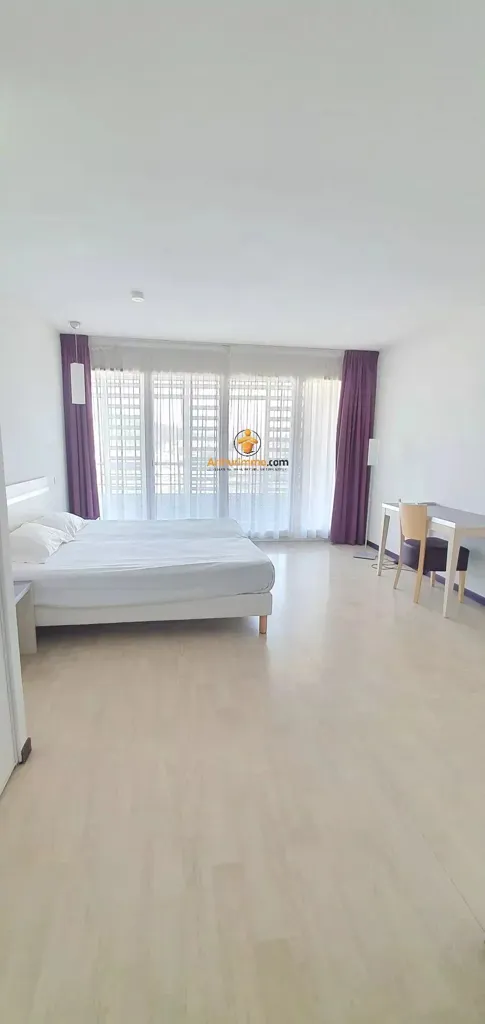 Chambres - Studio avec Balcon près de la Gare à Lourdes