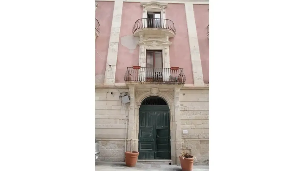 Välivaade - Rustic Apartment with Central Location in Siracusa