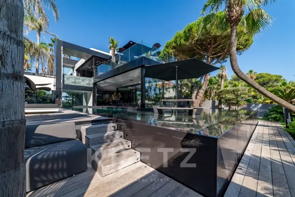 Bassein - Architectural Villa with Sea View in Sète