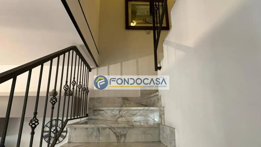 Toad - Terraced Villa with Veranda in Carrara