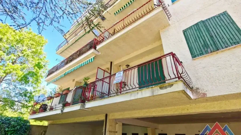 Välivaade - Apartment with Balcony in Balsorano