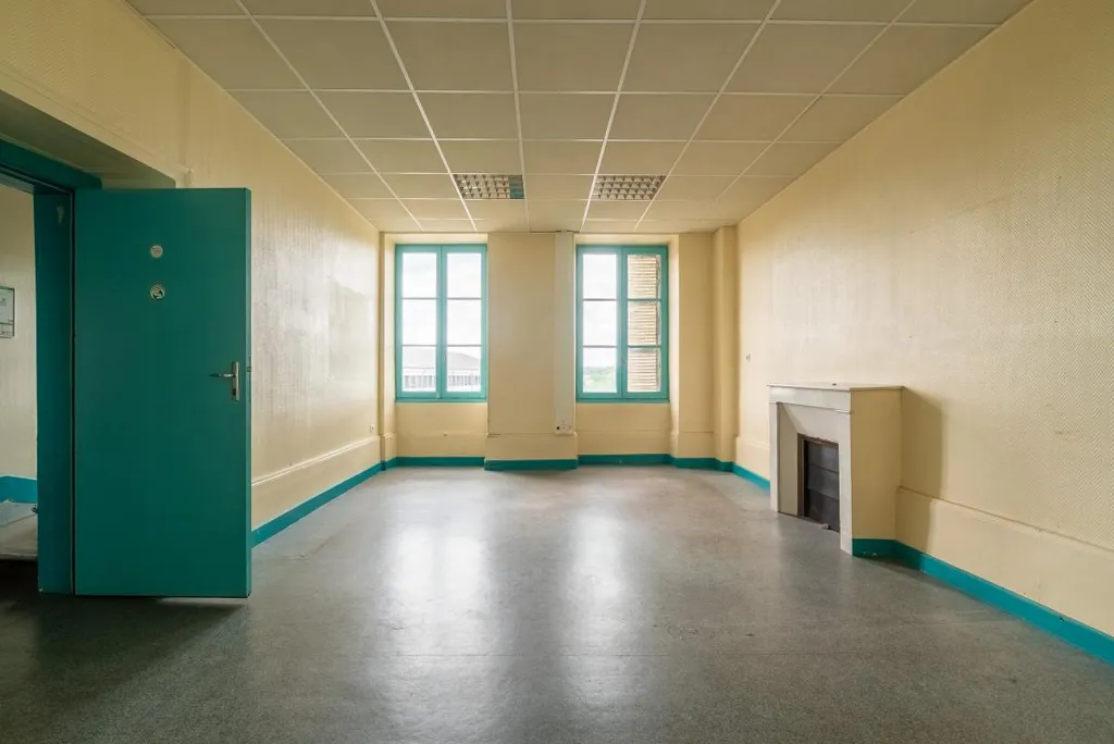 Pièces - Maison de Bureau sur 4 Niveaux à La Souterraine