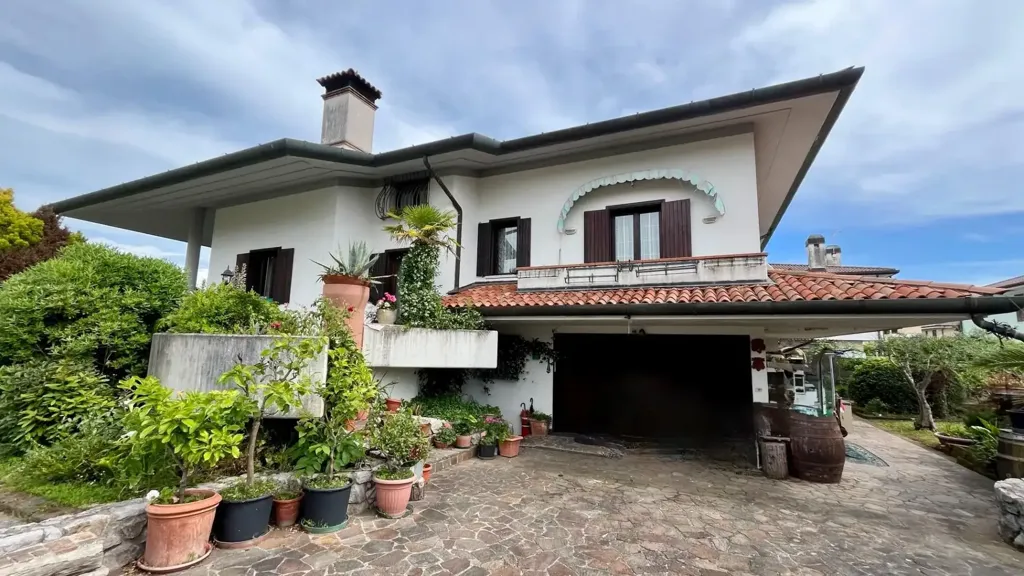 Välivaade - Spacious Villa with Garden in Valle Goppion, Grado