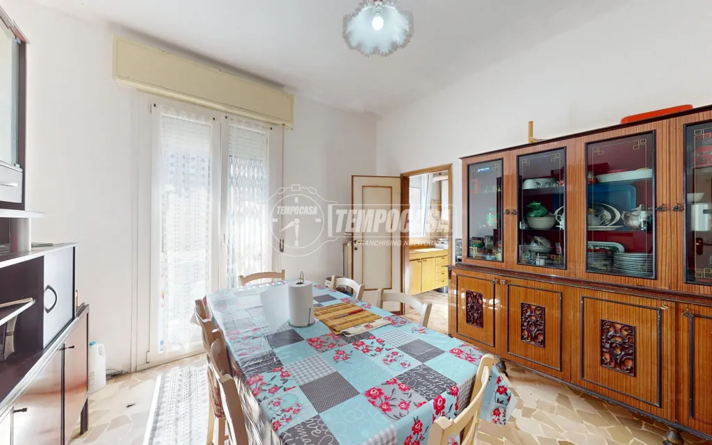 Salle à manger - Spacious Apartment with Balconies in Carpi