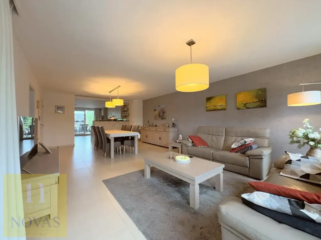 Séjour - Appartement avec 2 Terrasses en Centre-ville de Lommel