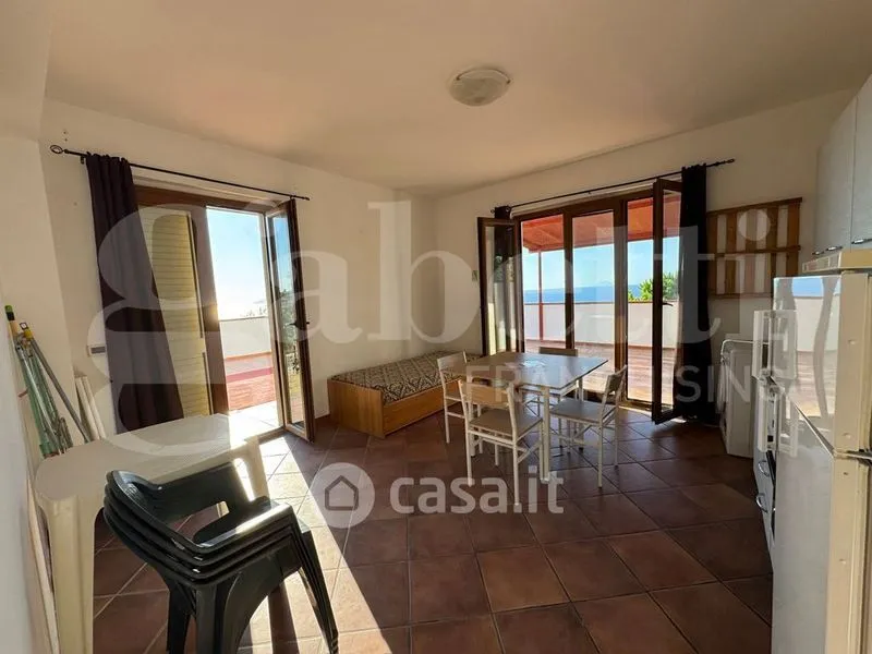Salle à manger - Panoramic Bilocale with Sea View in Marmora, Messina