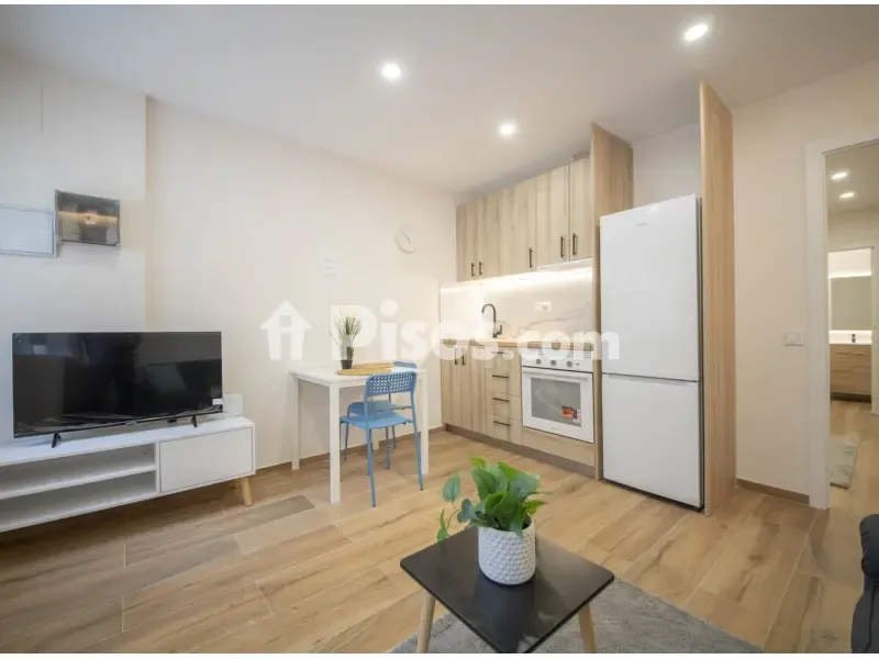 Elutuba - Studio Flat with Patio in Carrer de la Mare Eterna