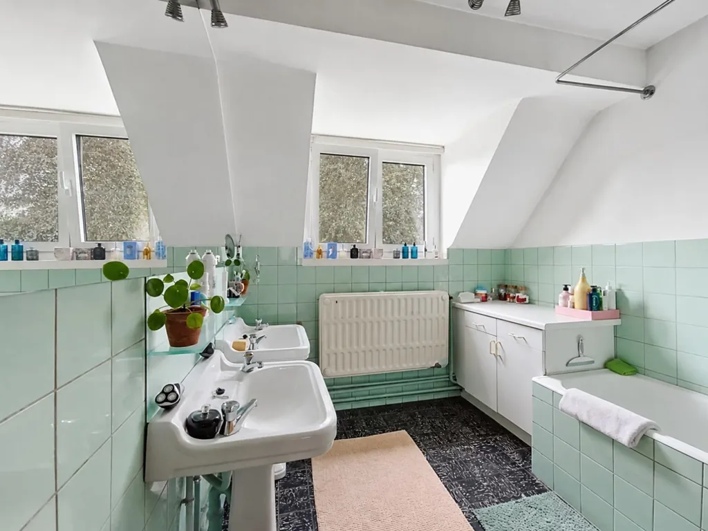 Vannitoad - House with 60 m² Terrace in Herent