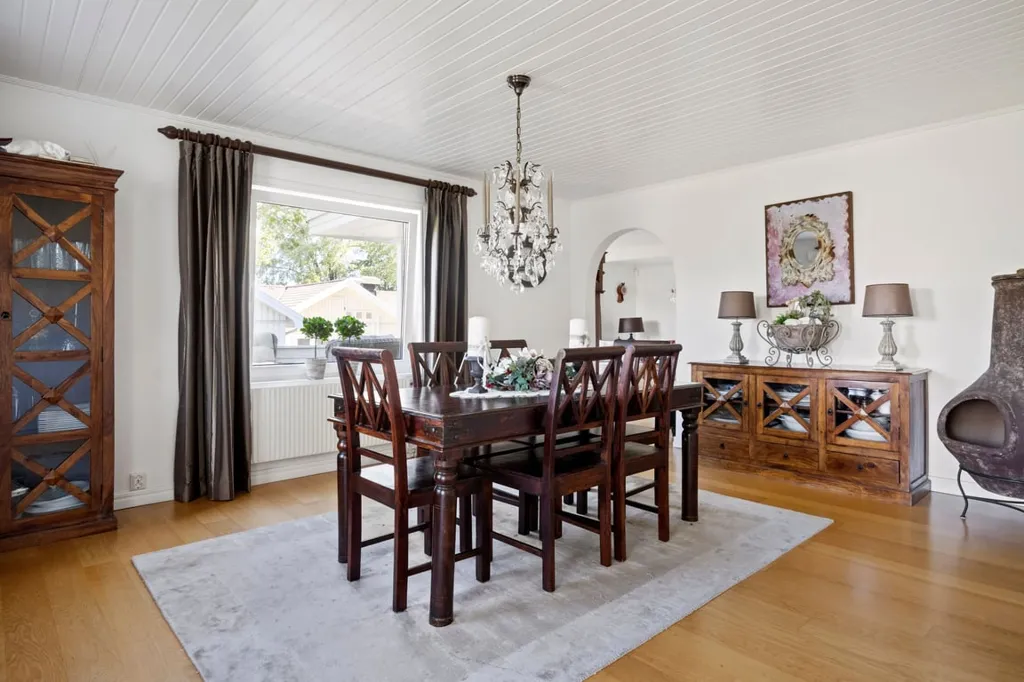 Salle à manger - Modernised 1930s Villa with Garden in Central Kungälv