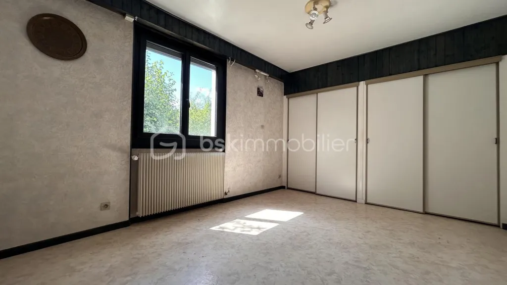 Pièces - Maison Familiale avec Studio à Échirolles