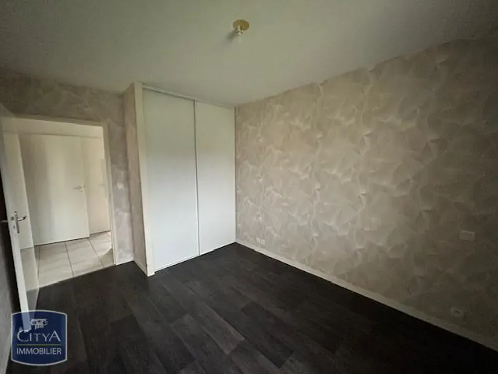 Toad - 2-Bedroom Apartment with Parking in Vendée