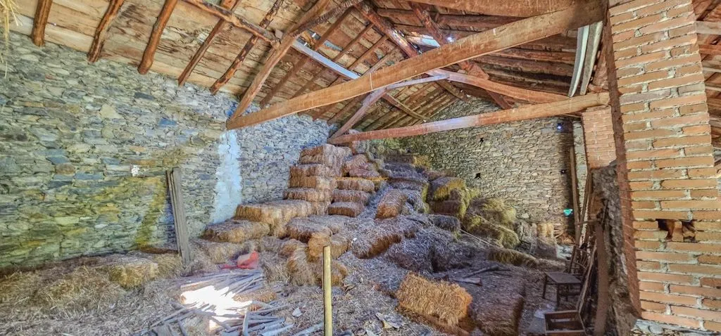 Pièces - Barn with Garden in Llívia, Pyrenees