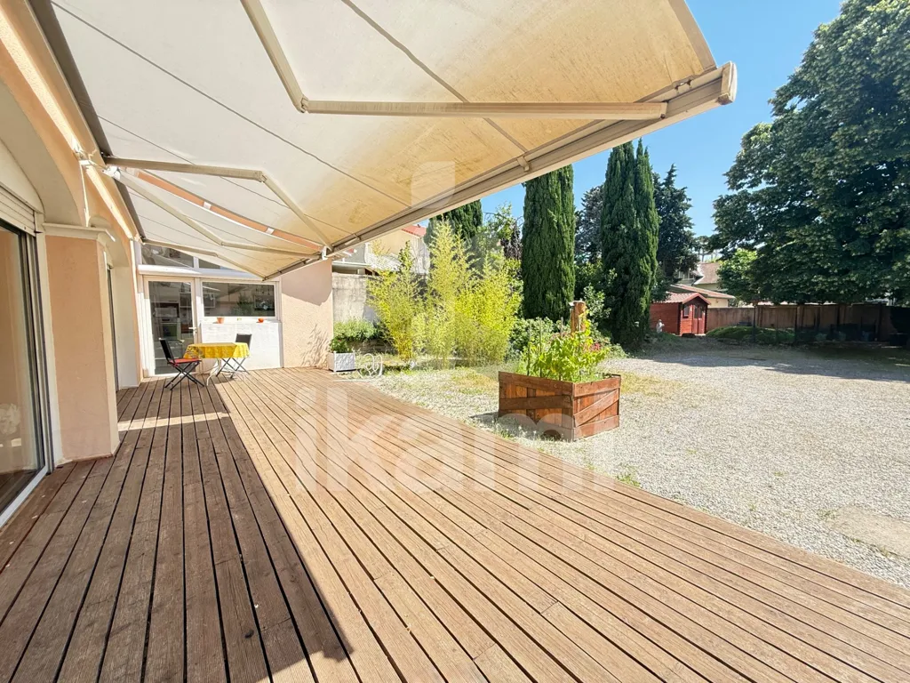 Terrasse - Maison avec terrasse et jardin au centre de Romans-sur-Isère
