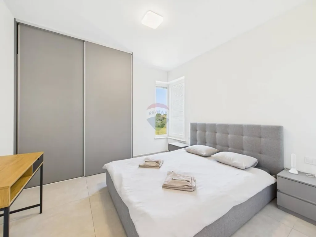 Chambres - Modern Apartment with Balcony in Štinjan, Pula