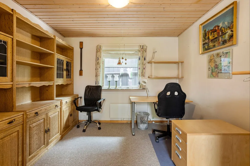 Kabinet - Charming Holiday Home with Garden in Melby