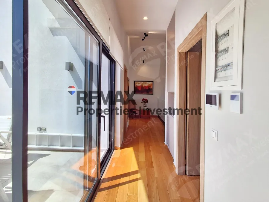 hallway_entrance