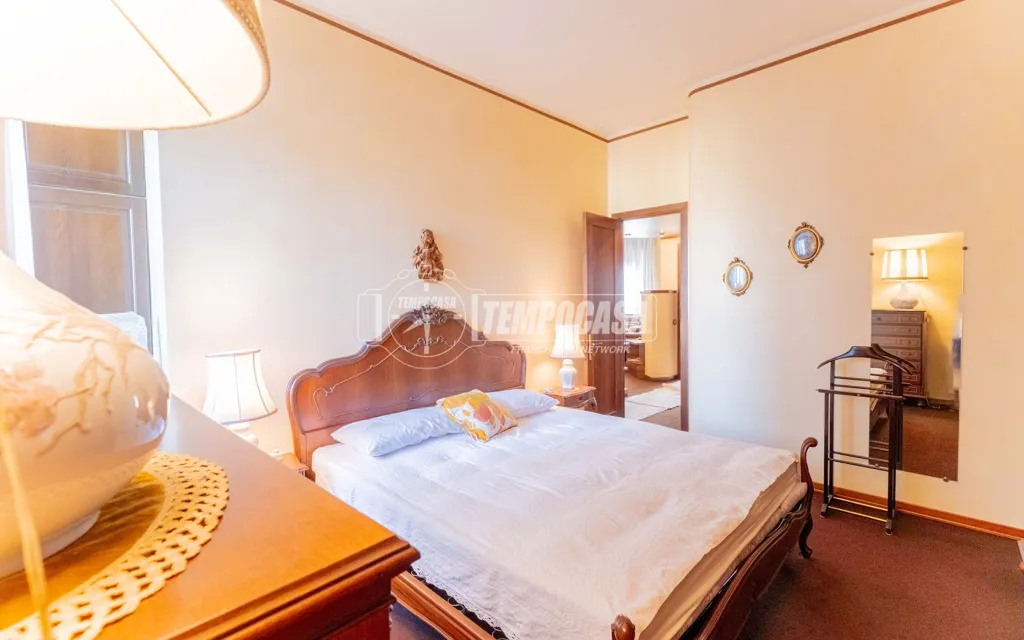 Chambres - Bright Bilocale with Balcony in Milan