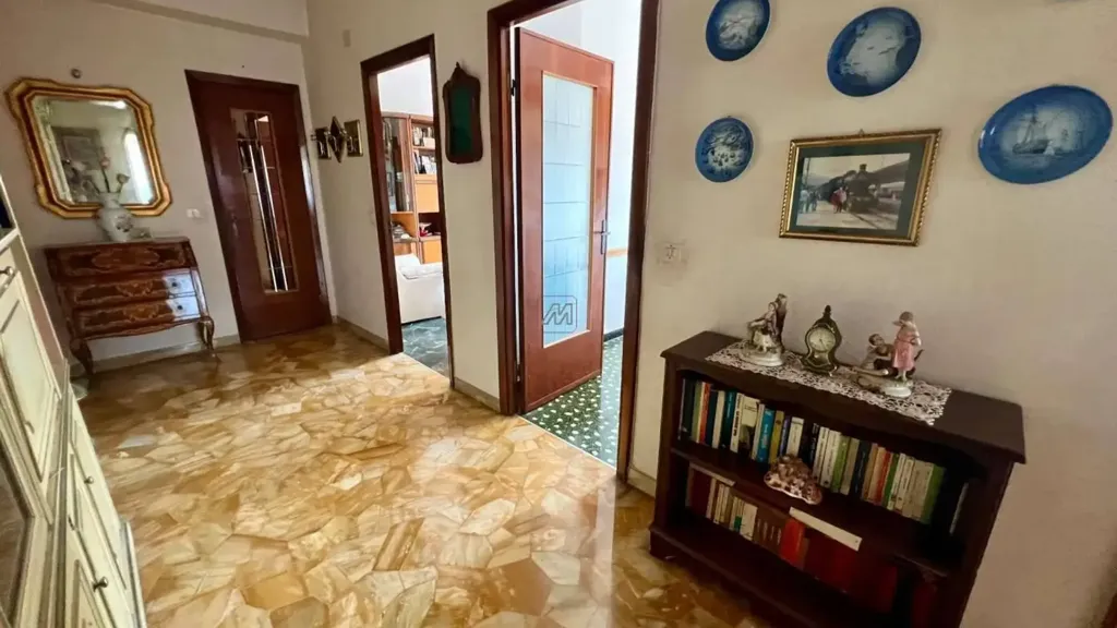 Entrée - Bright Apartment with Balcony in Prà, Genoa