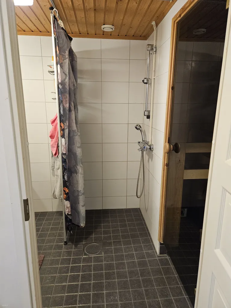 Salles de bain - Furnished Flat with Balcony in Oulu