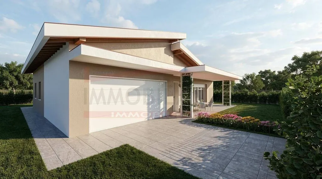 Contemporary Villa with Pool in Monzambano