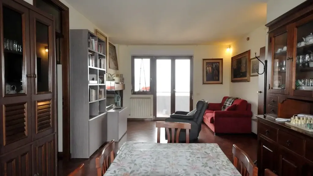 Söögituba - Apartment with Balcony in Montevarchi