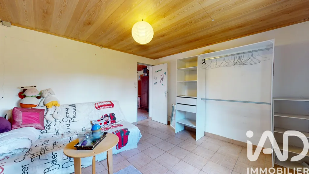 Chambres - Pavillon avec Jardin et Parking à Appoigny