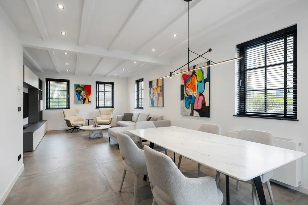 Dining Room - Open Building with Expansion Potential in Ekeren