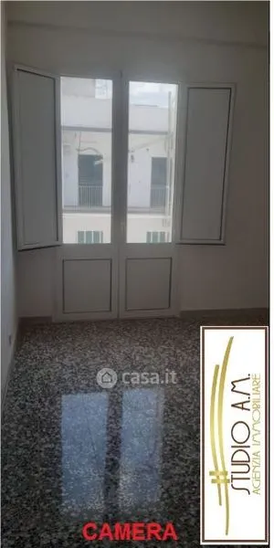 Pièces - Apartment with Balcony in Taranto