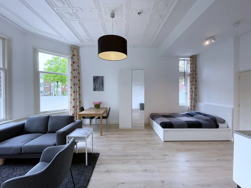 Séjour - Studio with Private Facilities in Kralingen, Rotterdam