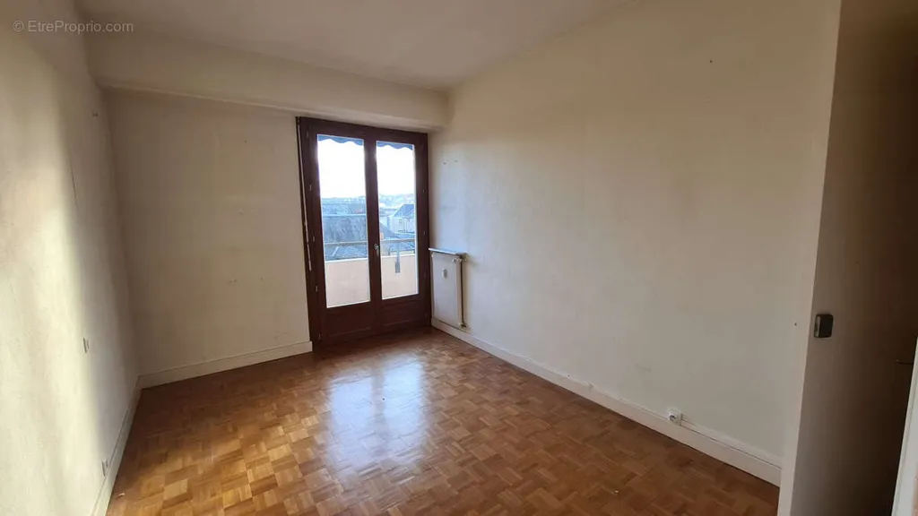 Toad - Apartment with Corrèze View in Pont Cardinal