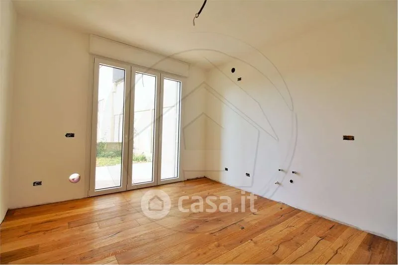 Toad - Contemporary Villa with Private Garden in Mariano Comense