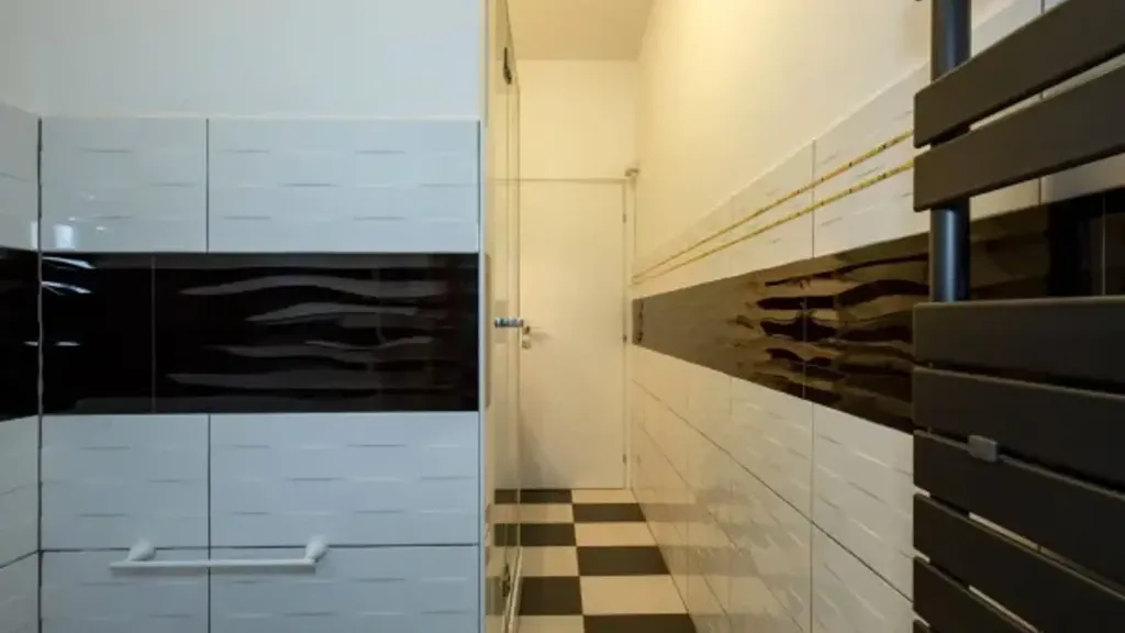 Bagni - Rearfitted Apartment with Balcony in Turin