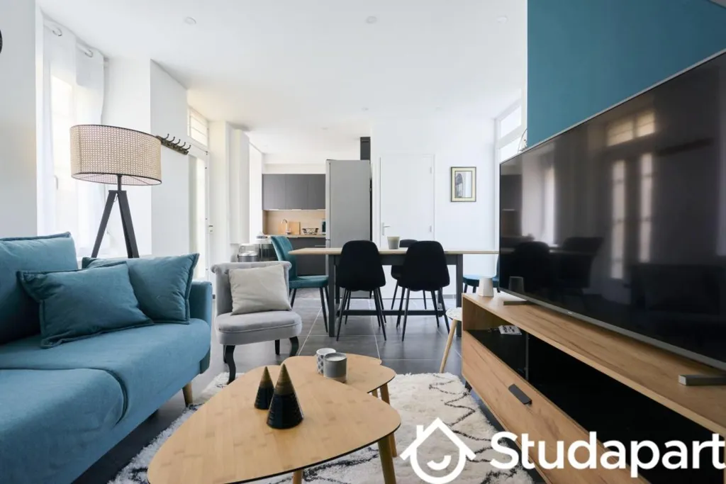 Elutuba - Shared House with Courtyard in Central Location