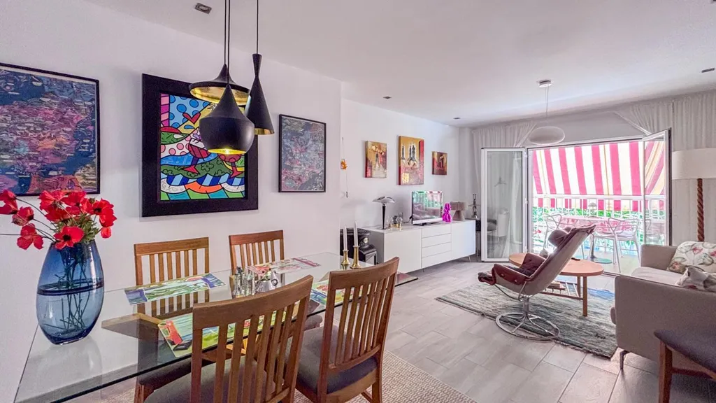 Söögituba - Modern Flat with Terrace in Gran Playa, Santa Pola