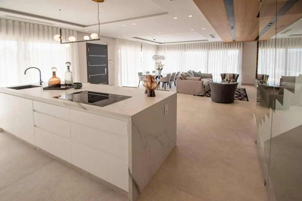 Cuisine - Luxury Villa with Sea View in Campoamor