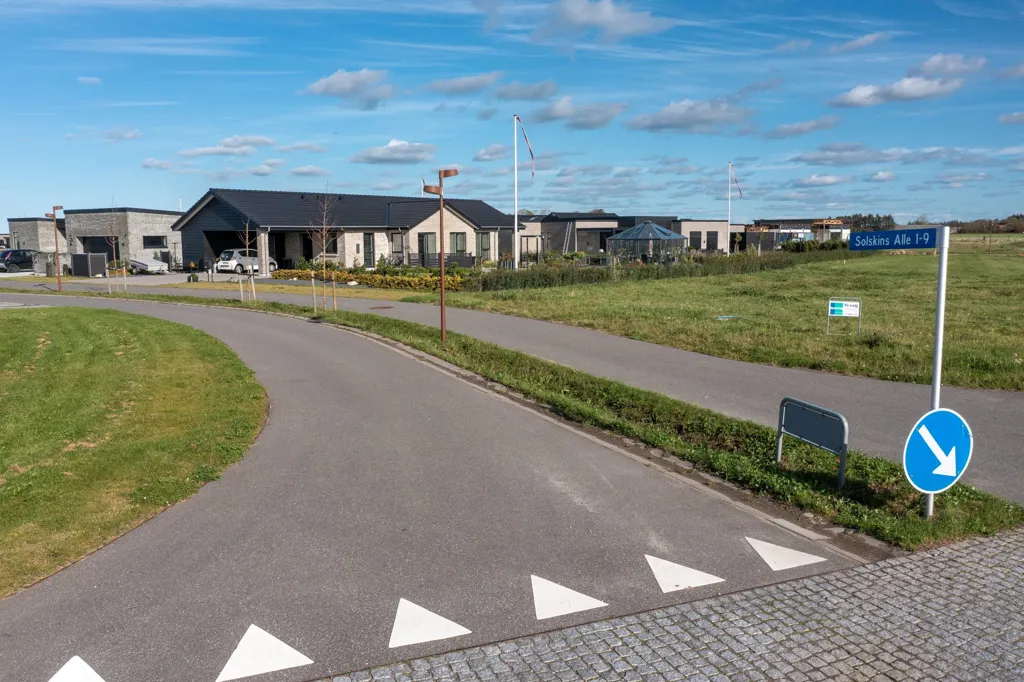 Välivaade - Year-Round Plot with 5G Coverage in Aabybro