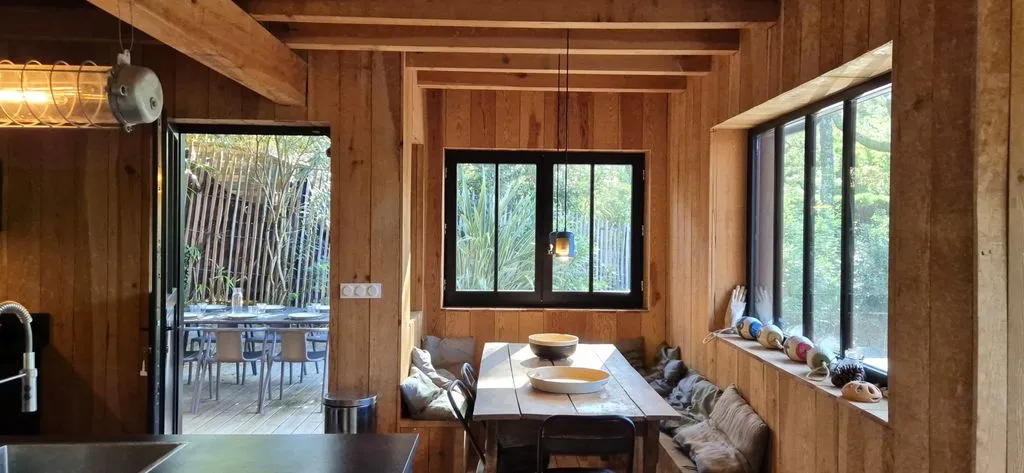 Salle à manger - Maison Luxueuse avec Piscine à Cap Ferret