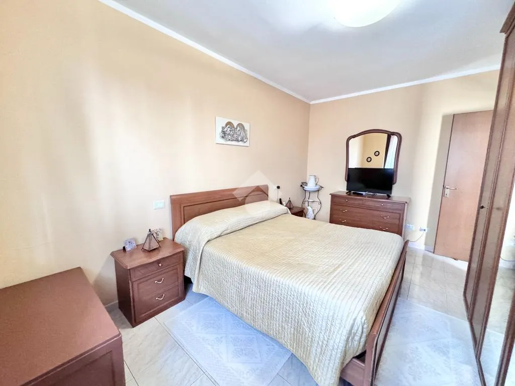 Magamistoad - Corner Semi-Detached Villa with Garden in Casarile
