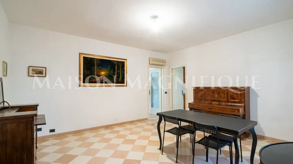 Söögituba - Third Floor Flat with Lift in Ferrara Centre