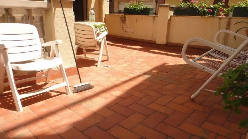 Terrasse - Luxury House with Terrace in Cornellà de Llobregat