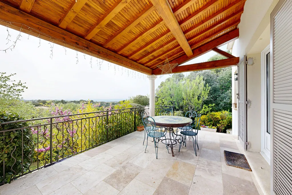 Terrasse - Maison de Caractère avec Vue Panoramique à Venasque