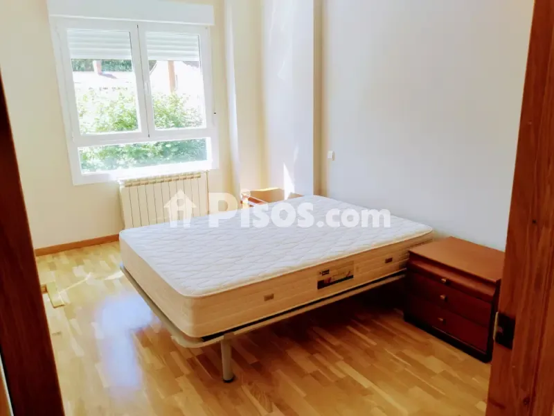 Chambres - Duplex with Balcony and Garage in Calle Lodum