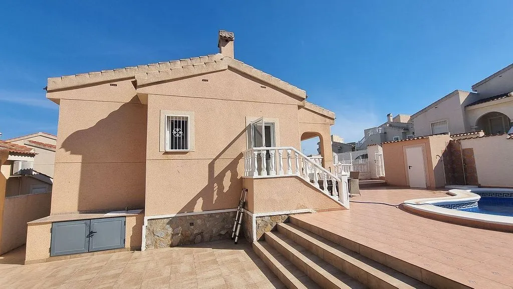 Piscine - Chalet with Pool and Terrace in Rojales