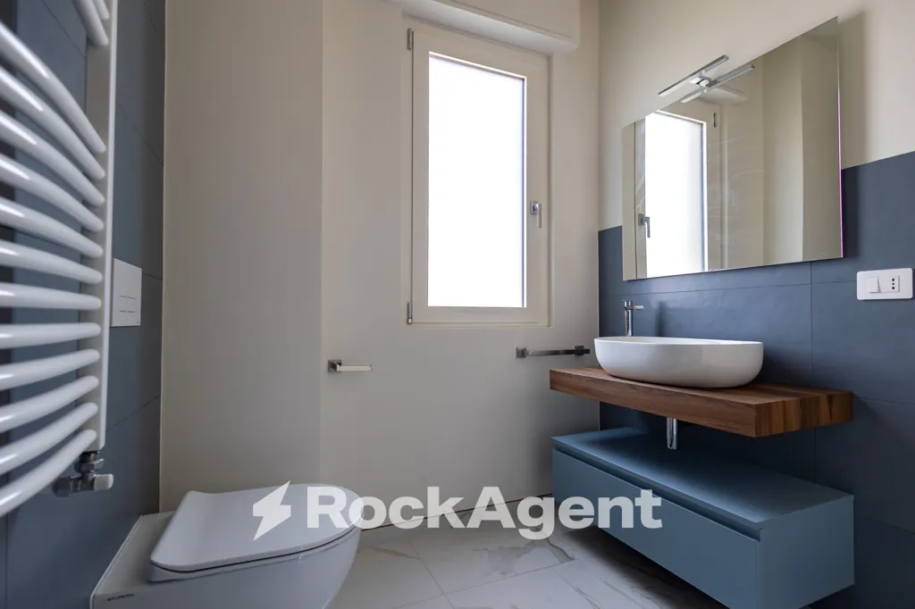 Salles de bain - Modernised Apartment with Balcony in Catanzaro