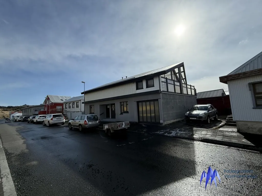Extérieur - Industrial/Residential Property with Workshop in Vestmannaeyjar