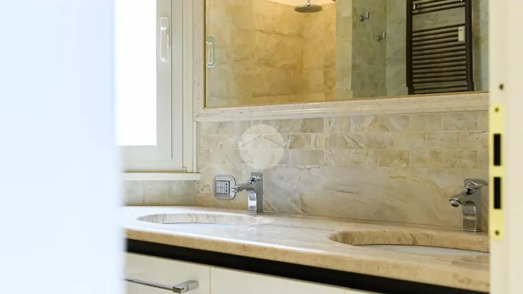 Salles de bain - Apartment with Terrace in Balduina, Rome