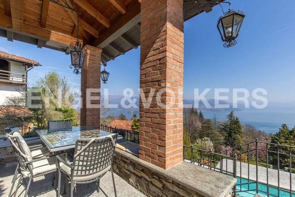 Terrasse - Villa with Lake View in Stresa