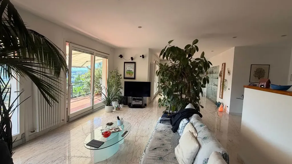 Séjour - Apartment with Garden and Panoramic View in Ancona