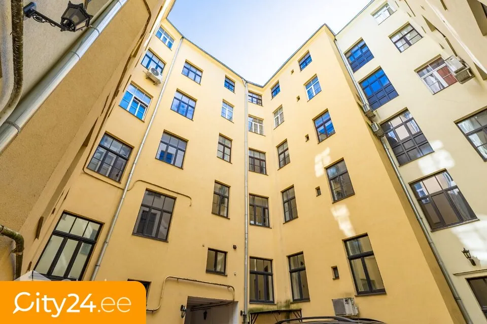 Giardino - Renovated Flat with Central Location in Riga
